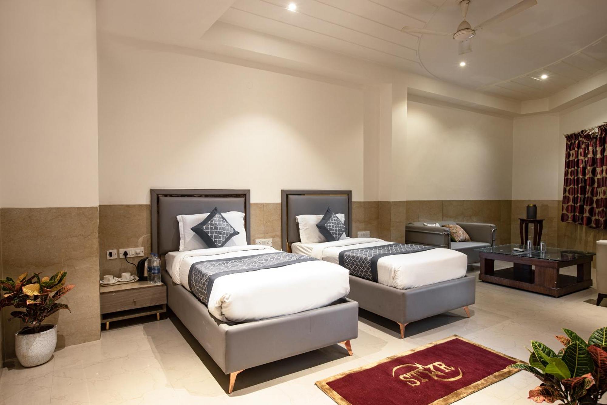 Hotel Aero Star By Star Group Nueva Delhi Exterior foto