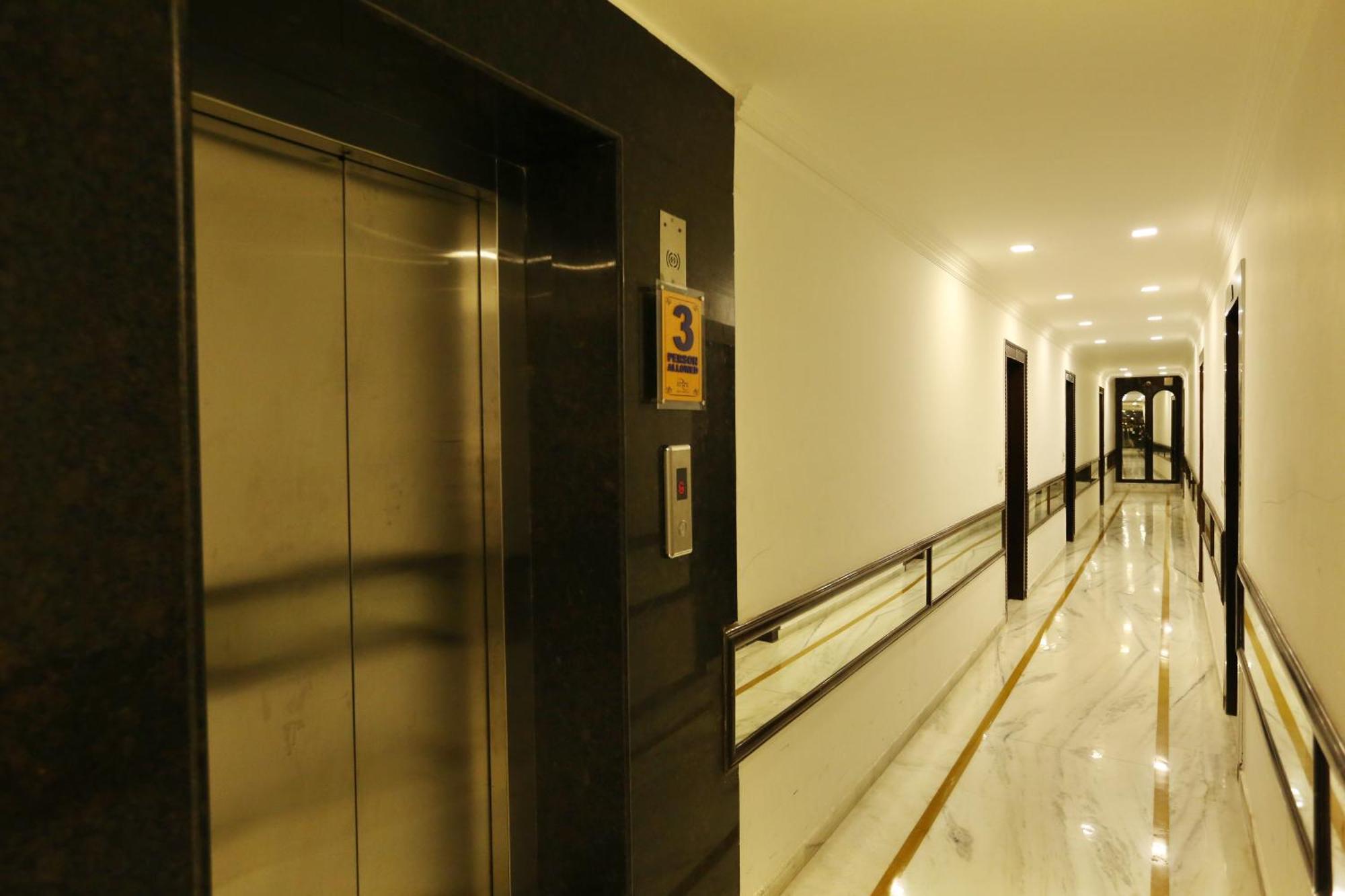 Hotel Aero Star By Star Group Nueva Delhi Exterior foto