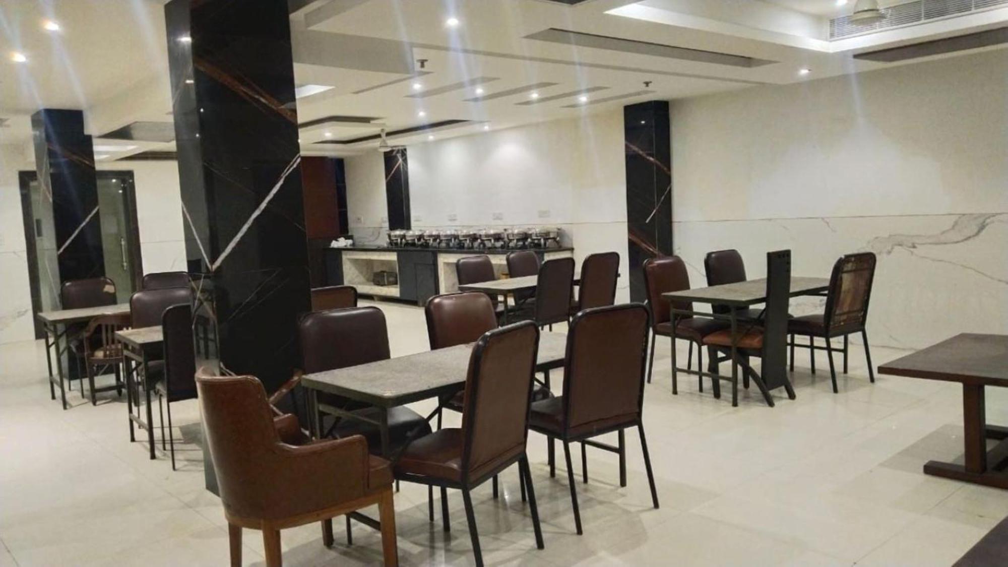 Hotel Aero Star By Star Group Nueva Delhi Exterior foto
